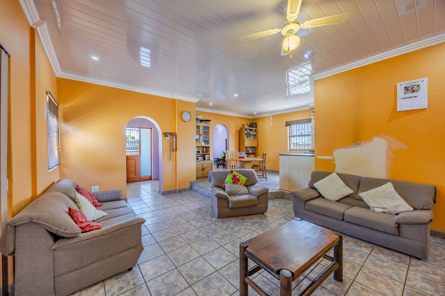 4 Bedroom Property for Sale in Riverton Western Cape